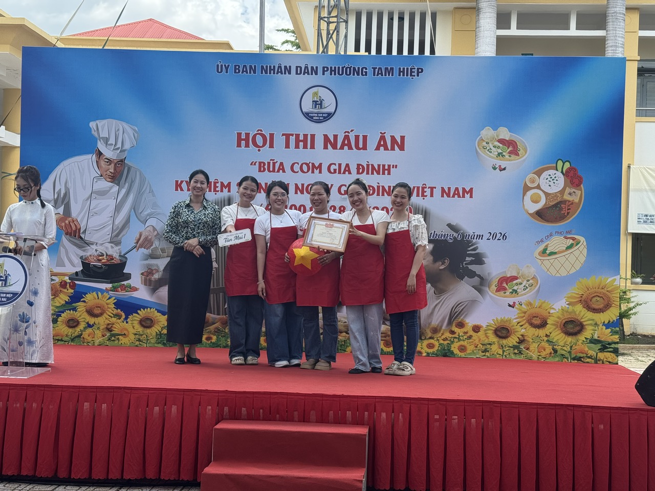 Trao giải 28 6